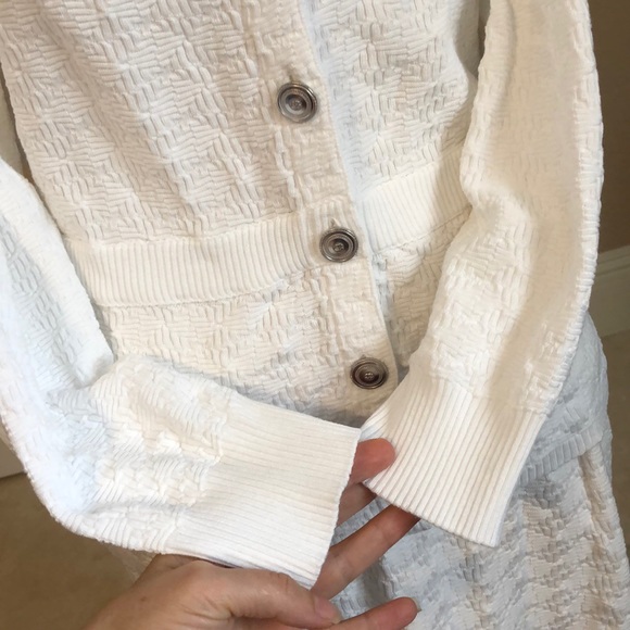 ❌SOLD❌ Chanel Two Pieces Suit - Picture 3 of 10